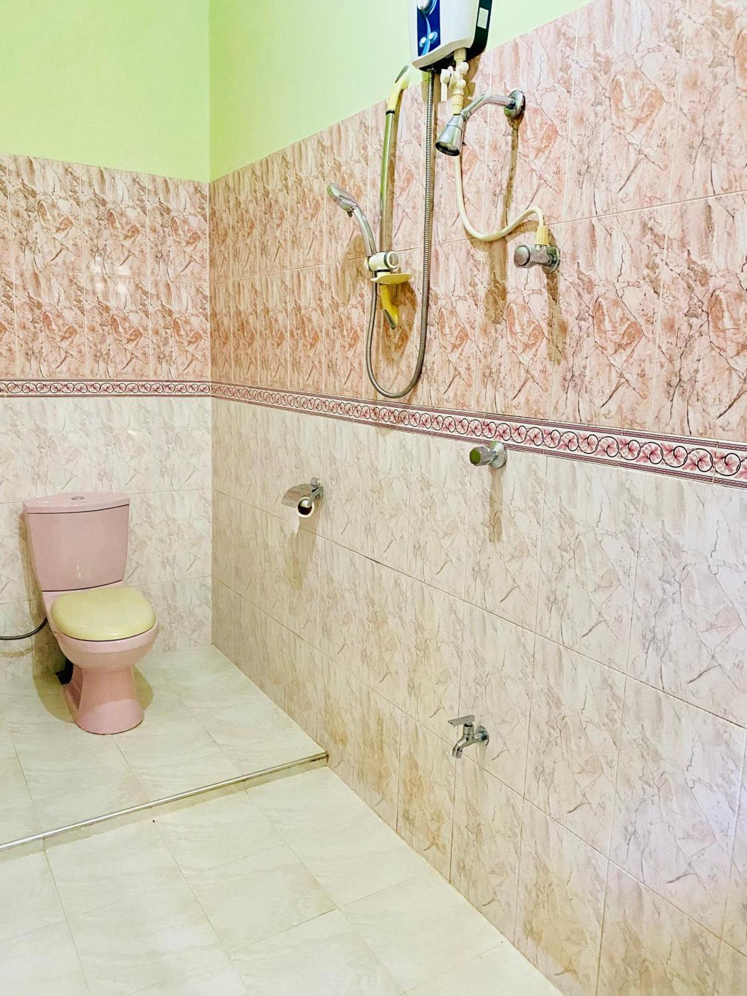 Hotel Montana Rest Anuradhapura Zewnętrze zdjęcie