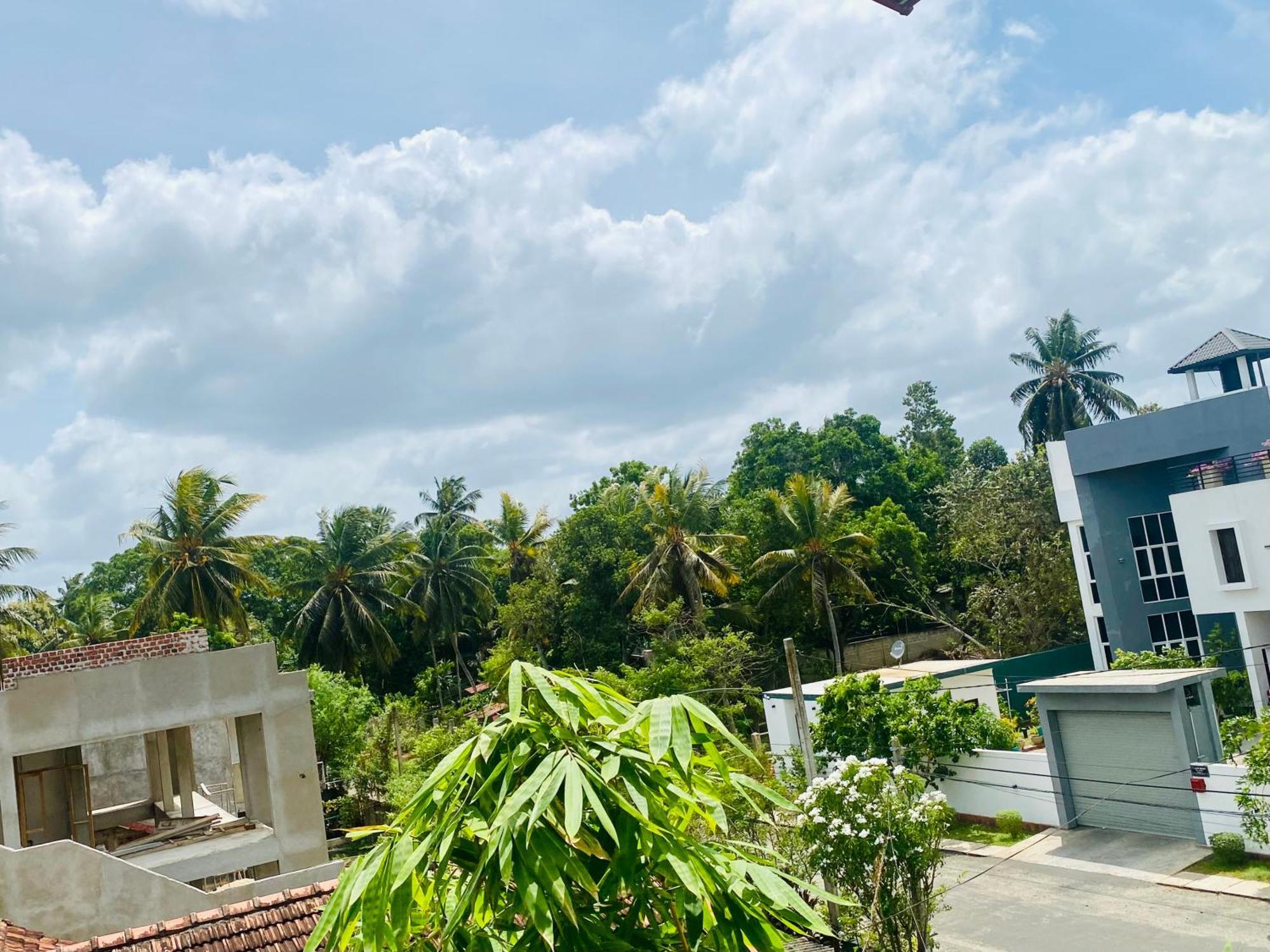 Hotel Montana Rest Anuradhapura Zewnętrze zdjęcie