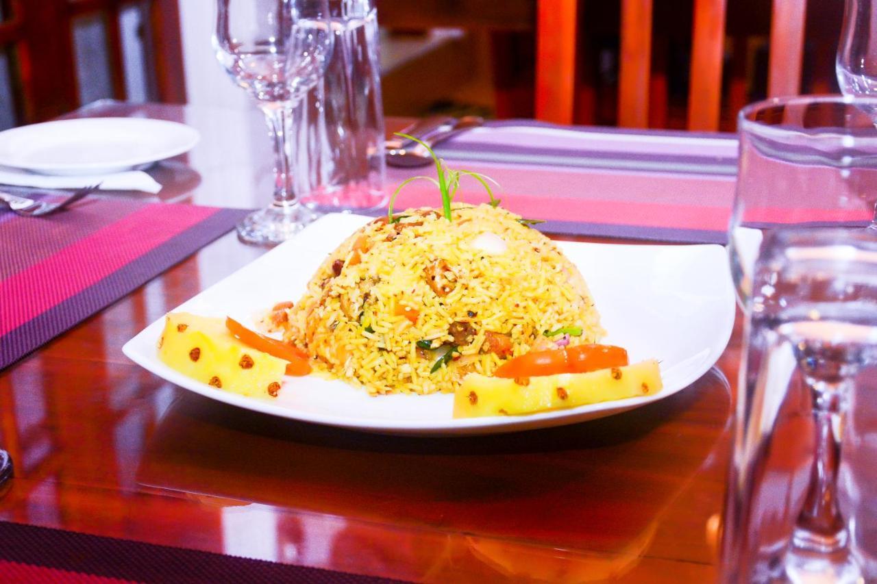 Hotel Montana Rest Anuradhapura Zewnętrze zdjęcie