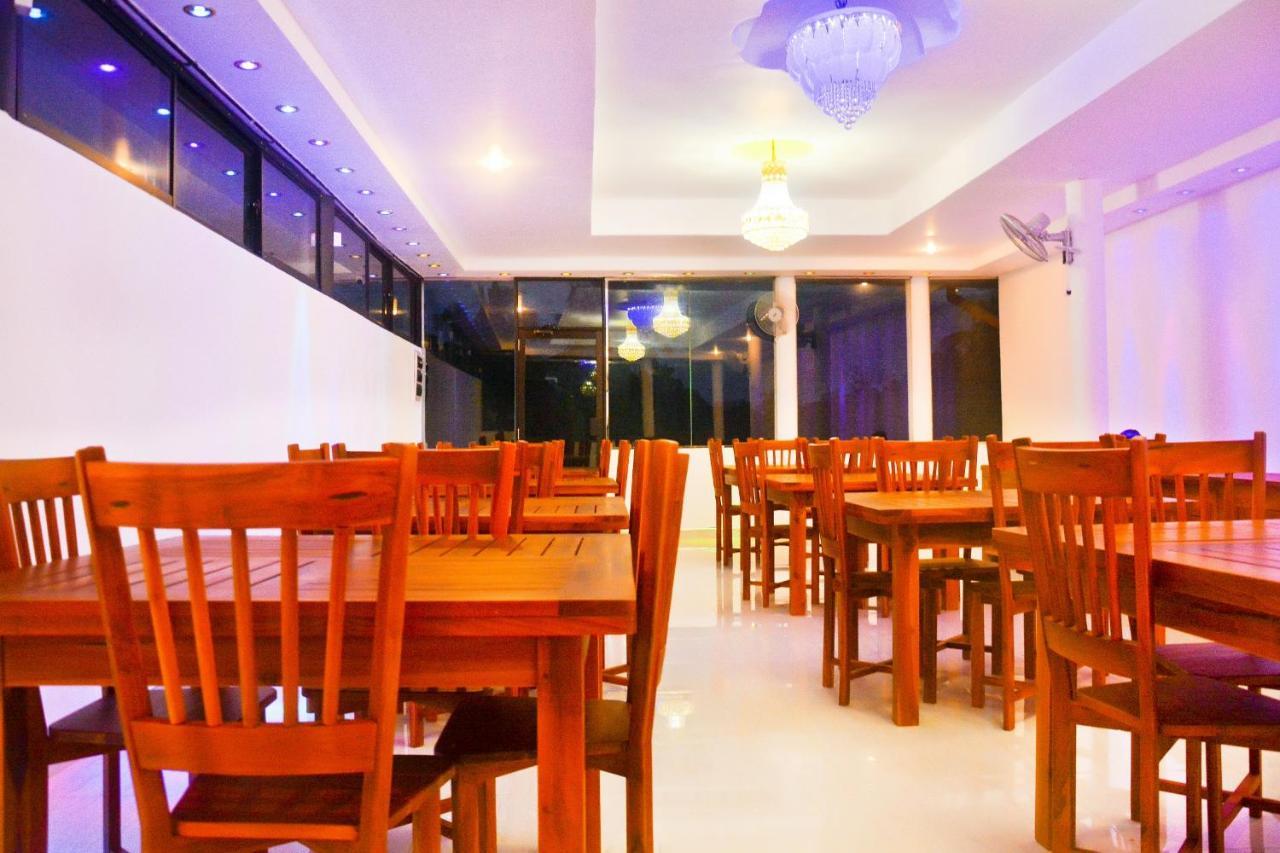 Hotel Montana Rest Anuradhapura Zewnętrze zdjęcie